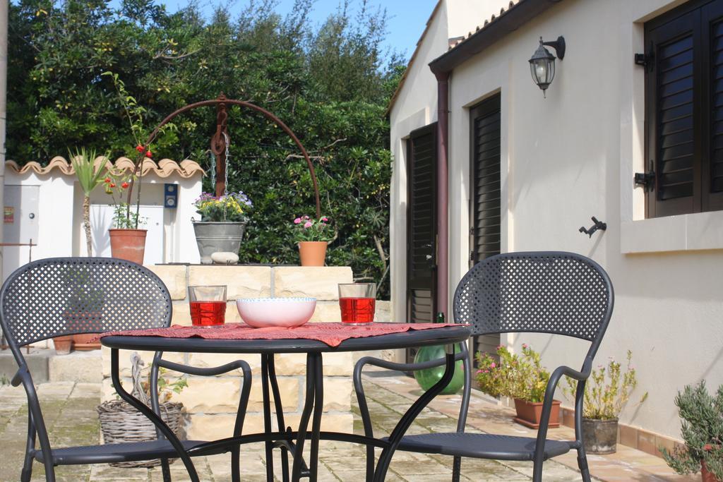 L'Antico Trappeto Bed & Breakfast Noto Luaran gambar