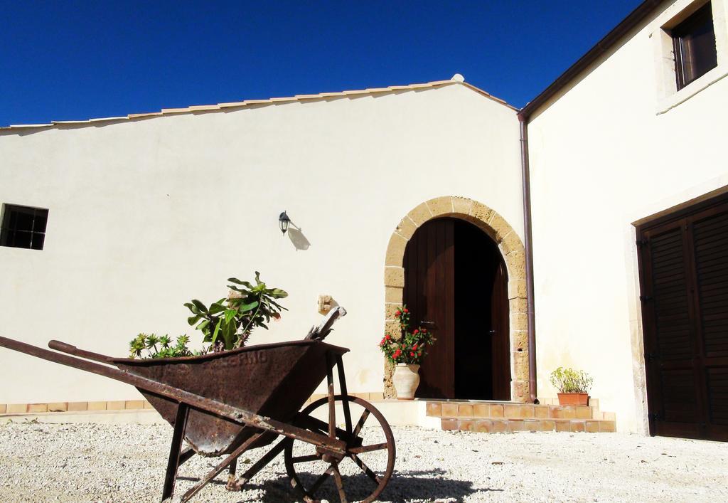 L'Antico Trappeto Bed & Breakfast Noto Luaran gambar